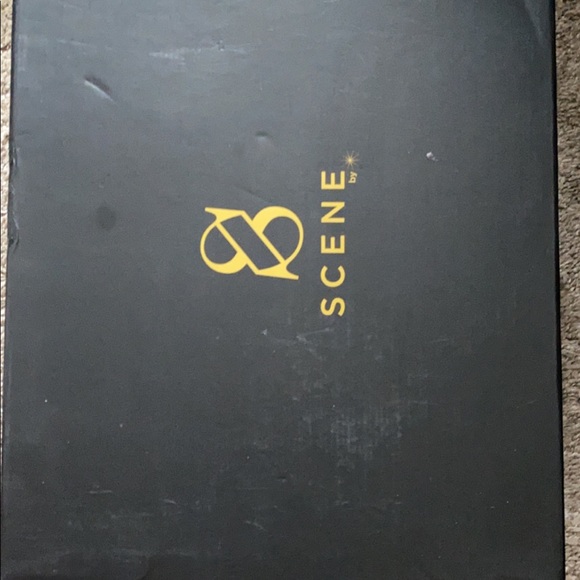 From shoeDazzle. Never worn - Picture 2 of 6